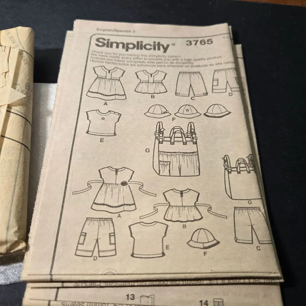 Simplicity 3765 sewing pattern Babies Dress Top Pants T-Shirt Hat Stroller Bag